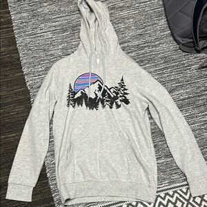 Sonoma Grey mountain hoodie size small very good condition